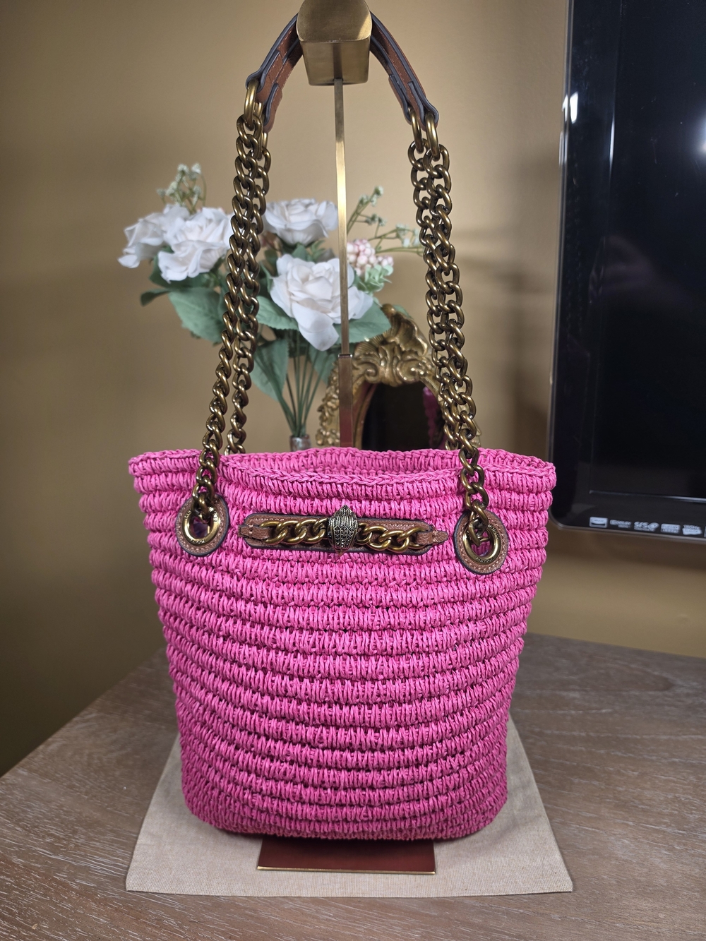 Kurt Geiger Hot Pink Brixton Raffia Chain-Handle Tote Shoulder Bag (Retail $285) - Picture 14 of 14